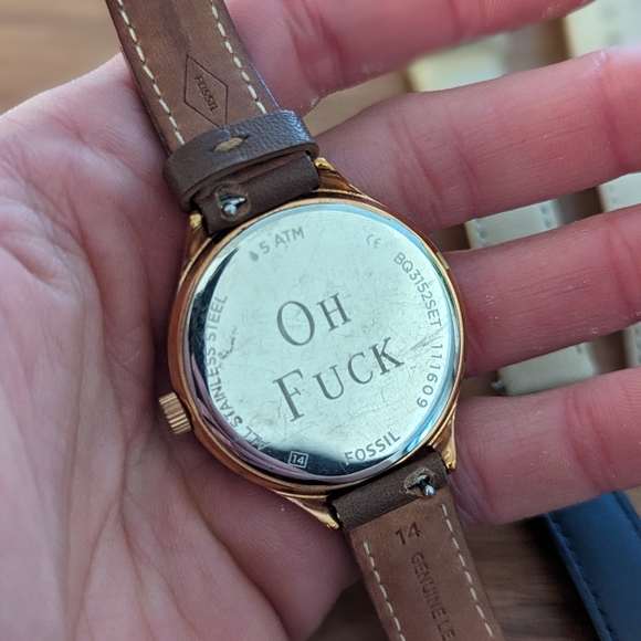 Women's Fossil Watch with Interchangeable Leather Bands - Picture 8 of 8